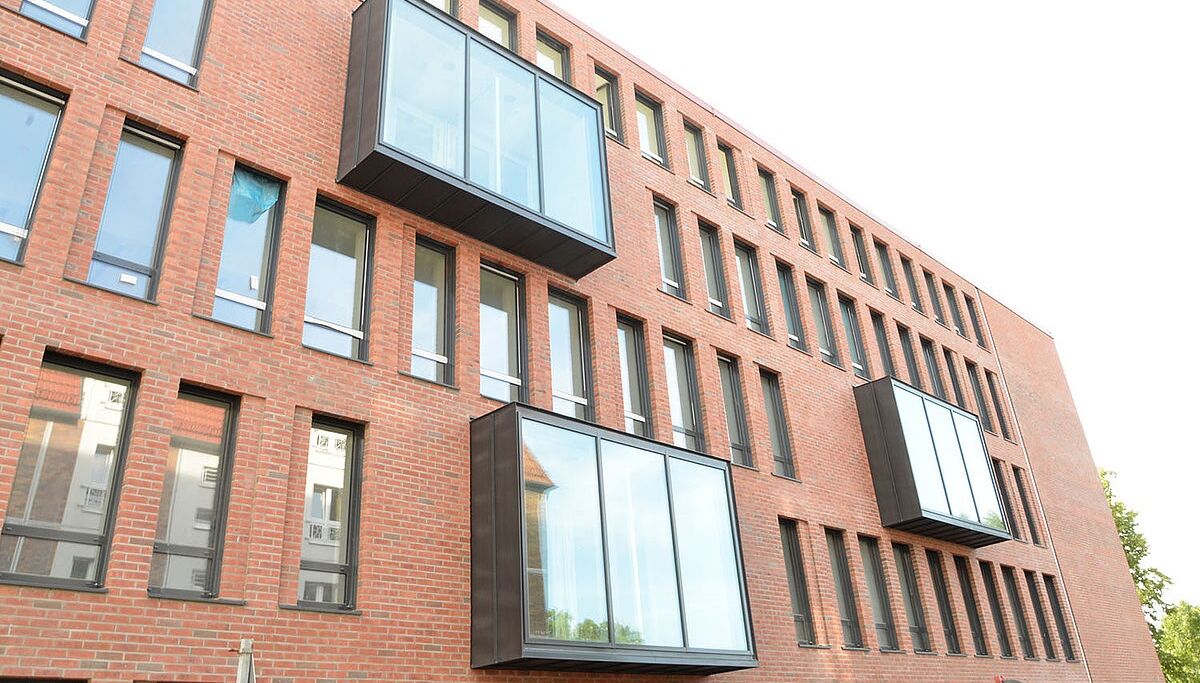 Institute und Einrichtungen