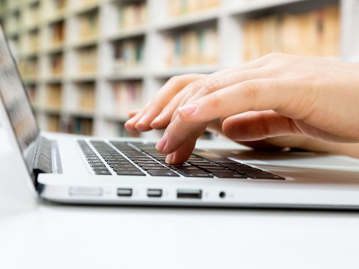 Electronic Ressources