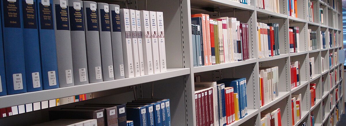 Lehrbuchsammlung in der Bereichsbibliothek