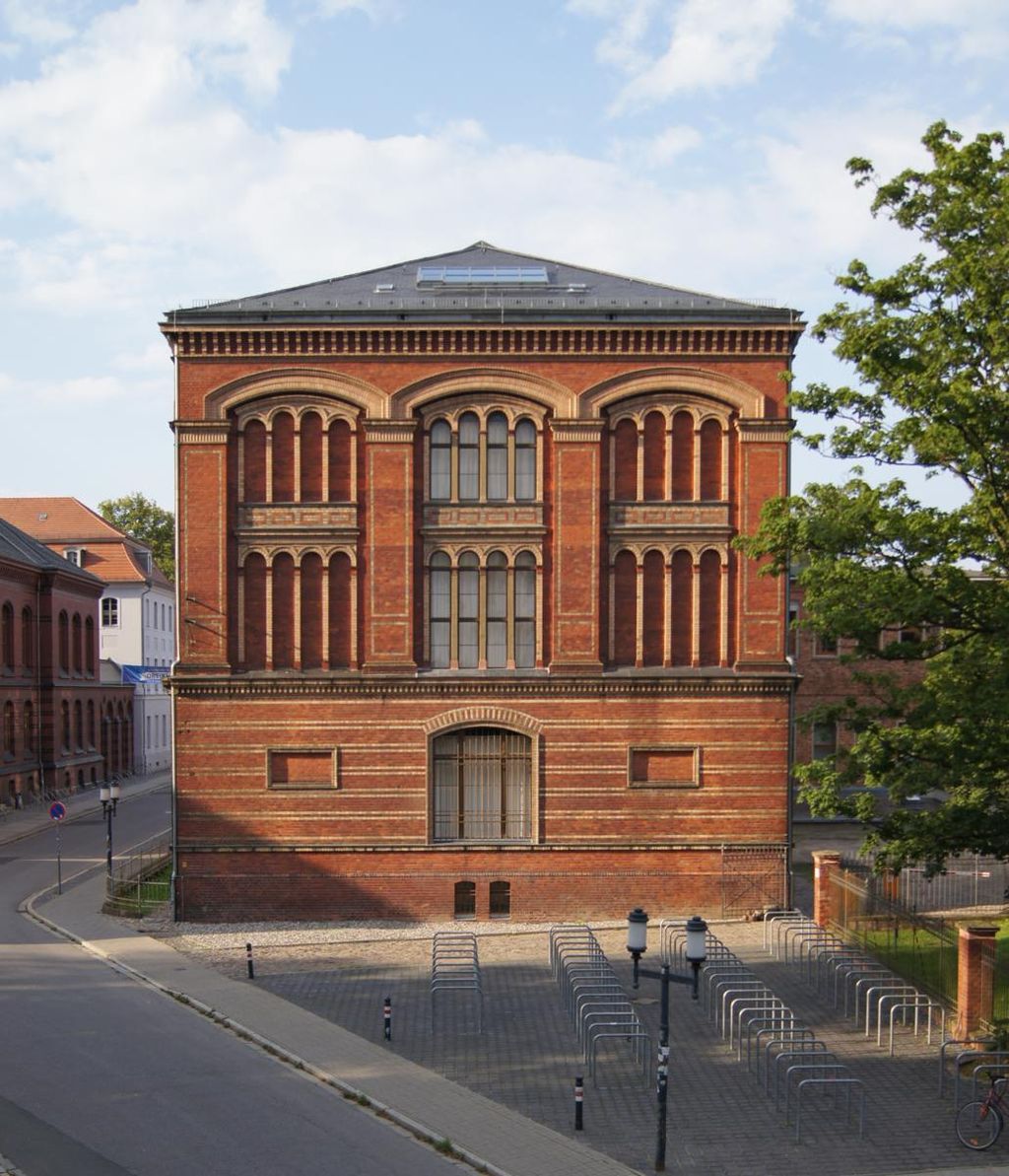 Blick auf die Alten Universitätsbibliothek von Süden